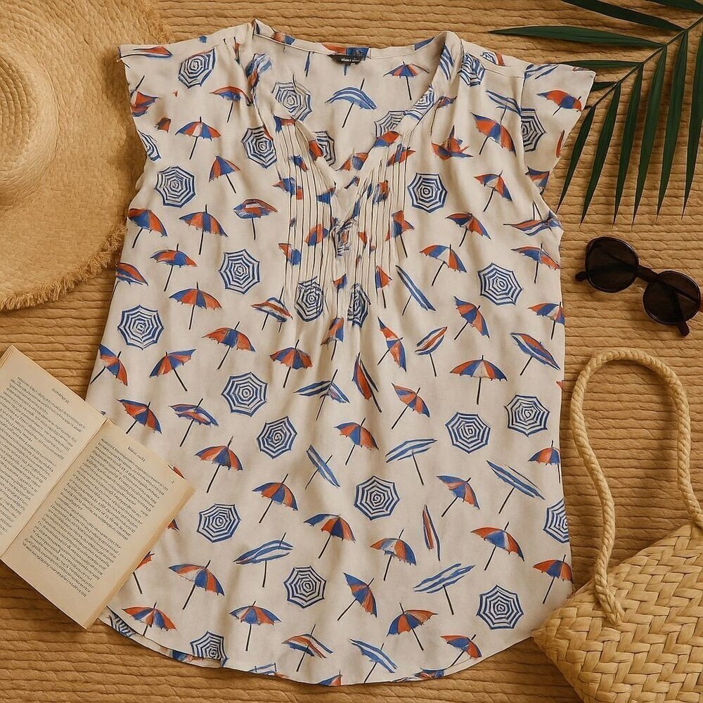 Talbots Petites Beach Umbrella Print V-Neck Blouse SP Red White Blue Nautical - Picture 4 of 13